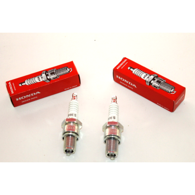 HONDA CANDELE NGK B8-ES PER CB350K-CB450-CL450-CB500T TWIN 98079-58840 | Mamoto Ricambi