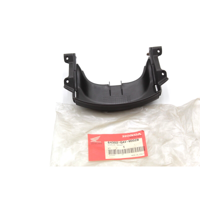 HONDA COPERCHIO ANTERIORE CENTRALE PER BALI 100 97-98 64302-GAV-W00ZB | Mamoto Ricambi