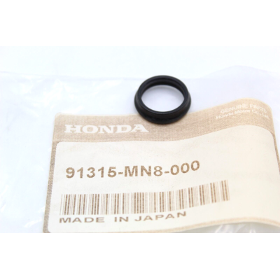HONDA GOMMINO TUBI CROMATI ACQUA - XRV650/750-VT750-XL650V-NTV650 91315-MN8-000 | Mamoto Ricambi