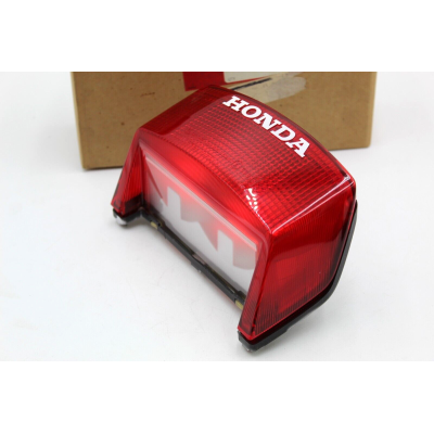 HONDA FANALE POSTERIORE PER VF500F/F2 33706-KE7-013 | Mamoto Ricambi