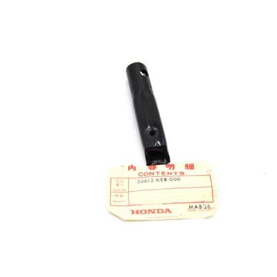 HONDA STAFFA PEDANA ANTERIORE DX PER VF400/500-NS125R-XRV650-VT500E 50612-KE8-000 | Mamoto Ricambi
