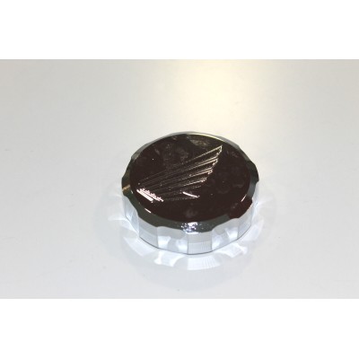 HONDA TAPPO POMPA FRENO ANTERIORE CROMATO PER CB350-400 FOUR-CB450/500T TWIN 45513-469-611P | Mamoto Ricambi