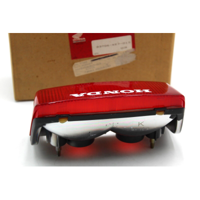 HONDA FANALE POSTERIORE PER VF500F/F2 33706-KE7-013 | Mamoto Ricambi
