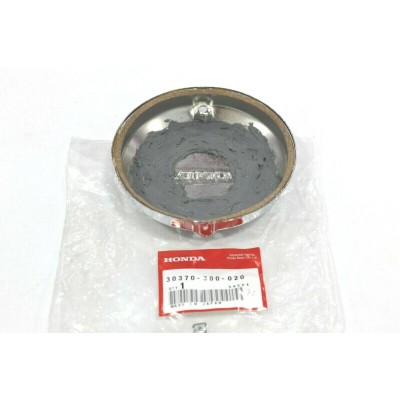 HONDA COPERCHIO PUNTINE HONDA CB750 FOUR K0-K1-K2-K3-K4-K5-K6-K7 30370-300-020 | Mamoto Ricambi
