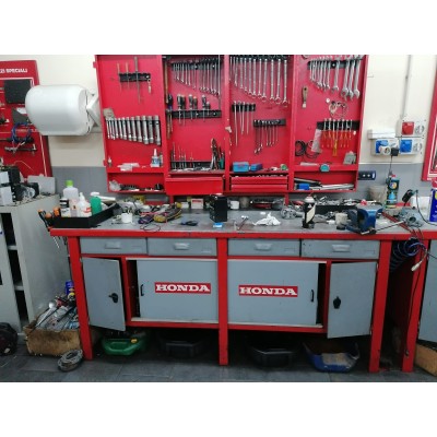 ATTREZZATURA OFFICINA MOTO -TRATTATIVA RISERVATA!- | Mamoto Ricambi