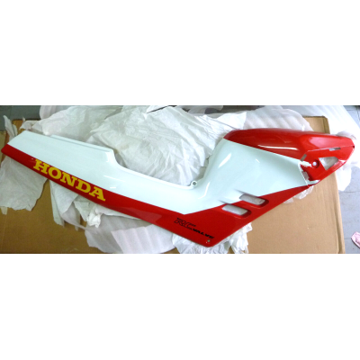 HONDA SCOCCA COMPLETA DX COLORE ROSSO-BIANCO PER NSR125F 83510-KY4-770ZB | Mamoto Ricambi