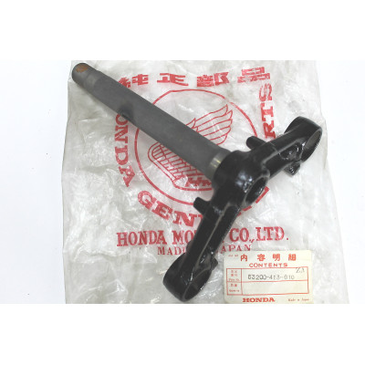 HONDA TRIANGOLO STERZO INFERIORE PER CB250N-CB400N 53200-413-610ZA | Mamoto Ricambi