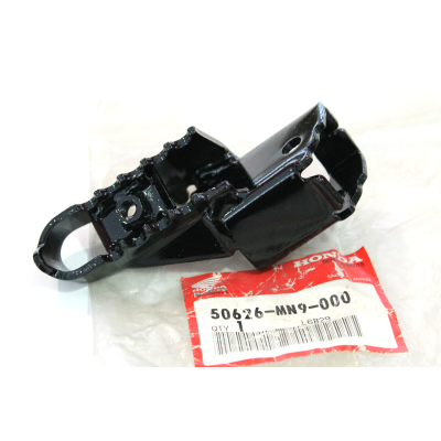HONDA PEDANA POGGIAPIEDI SX COMPLETO PER NX650 DOMINATOR 88-94 50626-MN9-000 | Mamoto Ricambi