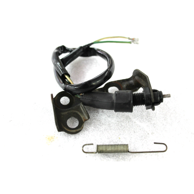 HONDA INTERRUTTORE STOP POSTERIORE USATO PER CBX400-550F | Mamoto Ricambi