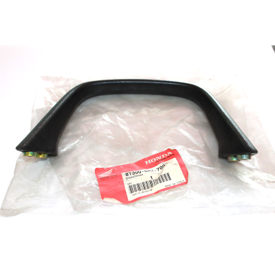 HONDA MANIGLIONE POSTERIORE SJ50-SJ100 BALI 81300-GAV-700 | Mamoto Ricambi