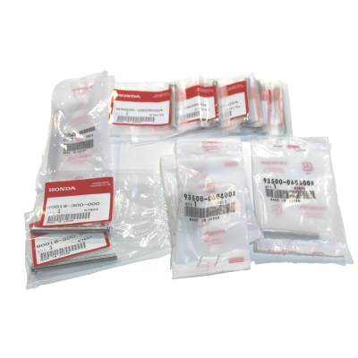 HONDA KIT VITI COPERCHIO TESTA PER CB750 FOUR K0-K1-K2-K3-K4-K5-K6-K7 | Mamoto Ricambi