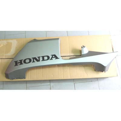 HONDA FASCIONE CARENA INFERIORE SX CBR600RR 04 64470-MEE-940ZA | Mamoto Ricambi