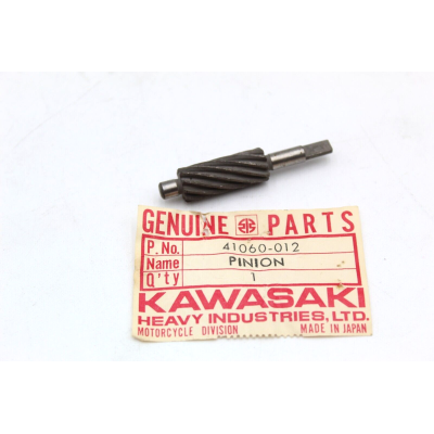 KAWASAKI PIGNONE RINVIO CONTAKILOMETRI PER Z900-H1-H2 41060-012 | Mamoto Ricambi