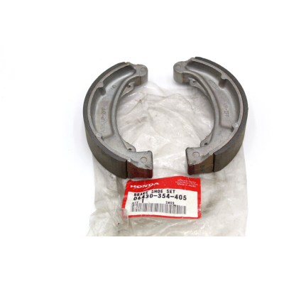 HONDA KIT GANASCE POSTERIORE PER XL500S-CA-CB175-CL175-SL175-350-CB200-CB250RS | Mamoto Ricambi