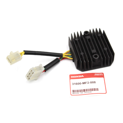 HONDA REGOLATORE USATO PER VF500F-F2 31600-MF2-008 | Mamoto Ricambi