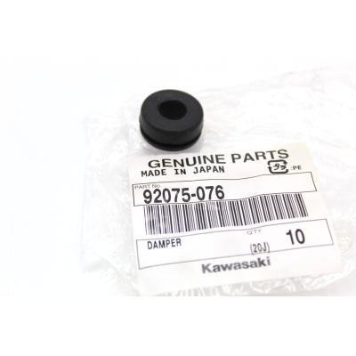 KAWASAKI GOMMINO SUPPORTO FANALE POST PER H2-S1-2-3-Z400-Z900-KH400 92075-076 | Mamoto Ricambi