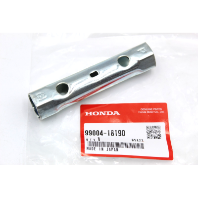 HONDA CHIAVE CANDELA P18X19 CB125-CBX125-CS125-XL125-XL250-NX125 99004-18190 | Mamoto Ricambi