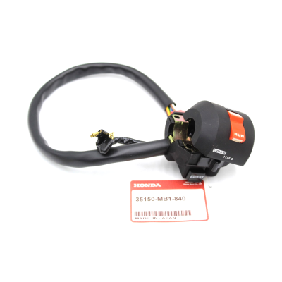 HONDA COMANDO DX COMPLETO PER VF750C MAGNA 1984 (CF) 35150-MB1-840 | Mamoto Ricambi