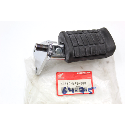 HONDA PEDANA ANTERIORE SX COMPLETA PER VT500C 50640-MF5-000 | Mamoto Ricambi