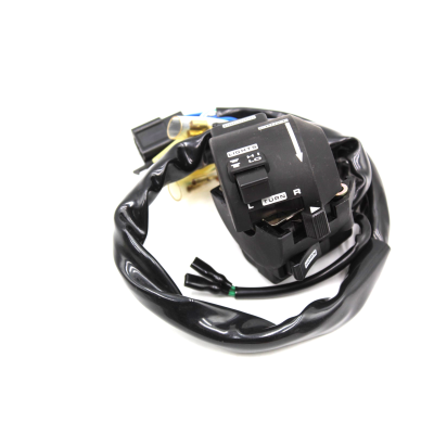 HONDA COMANDO SX COMPLETO PER VF750C MAGNA 1984 (CE) 35200-MB1-841 | Mamoto Ricambi
