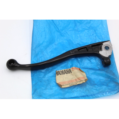 YAMAHA LEVA FRENO ANTERIORE DT125/200-TDR250-XT350/600-XT660-XTZ750 31A8392200 | Mamoto Ricambi