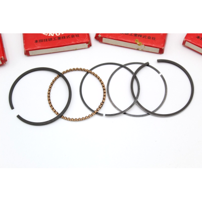 HONDA KIT PISTONI ORIGINALI 0,25 PER CB750 FOUR K0-K1-K2-K3-K4-K5-K6 | Mamoto Ricambi