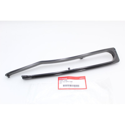 HONDA FASCIA SCORRICATENA PER CB1000R-RA 52170-MFN-D00 | Mamoto Ricambi