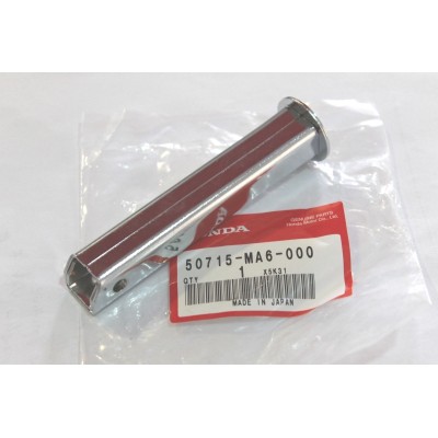 HONDA STAFFA PEDANA PASSEGGERO PER CB400FOUR-CB500K2-CB500T-CB750SS-CMX450 50715-MA6-000 | Mamoto Ricambi