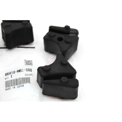 HONDA KIT PARASTRAPPI RUOTA POSTERIORE PER VT750C2-C3 06410-MBA-000 | Mamoto Ricambi