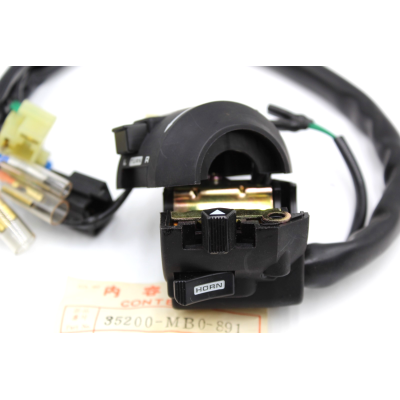 HONDA COMANDO SX COMPLETO PER VF750S SABRE 35200-MB0-891 | Mamoto Ricambi