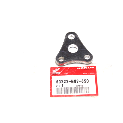 HONDA PIASTRA SUPPORTO MOTORE DX PER XR600-XR650-NX650 50222-MN9-650 | Mamoto Ricambi