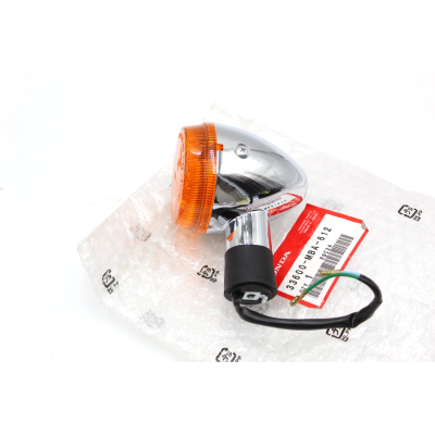 HONDA FRECCIA POSTERIORE DX PER VT1100C2-VT750C2 33600-MBA-612 | Mamoto Ricambi