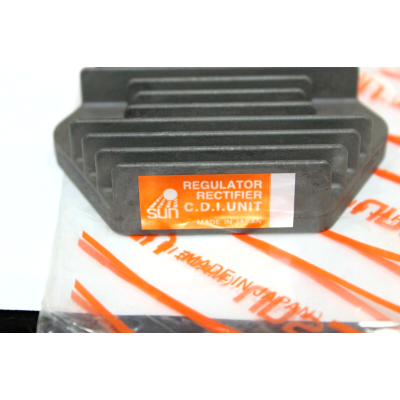 HONDA REGOLATORE TRANSALP 650 00-06-VT750C-XR250-TRX350-400 31600-HN5-671 | Mamoto Ricambi