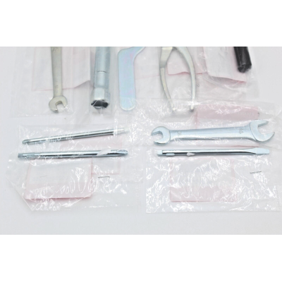 HONDA KIT ATTREZZI ORIGINALE PER CB350-400-500-750 FOUR | Mamoto Ricambi
