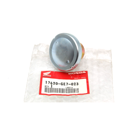 HONDA TAPPO BENZINA PER CN250-CH125-C90-100-NH50-80-CT100-110 17620-GE7-023 | Mamoto Ricambi