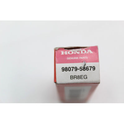 HONDA CANDELA NGK BR8EG PER CR250R-CR500R 98079-58679 | Mamoto Ricambi