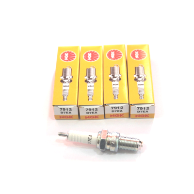 HONDA CANDELE NGK D7-EA PER CB500 FOUR K0-K1-K2-K3-CB550 98069-57717 | Mamoto Ricambi
