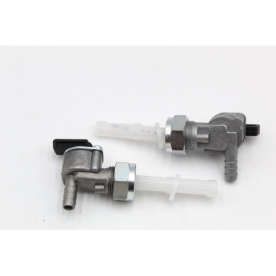 HONDA RUBINETTI BENZINA COMPLETI SX+DX PER XRV650 AFRICA TWIN 88-89 | Mamoto Ricambi