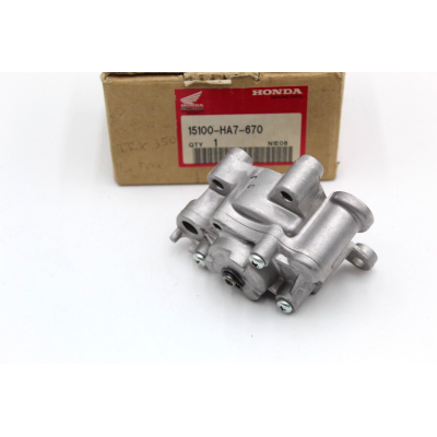 HONDA POMPA OLIO MOTORE PER TRX 350 1986-93 15100-HA7-670 | Mamoto Ricambi
