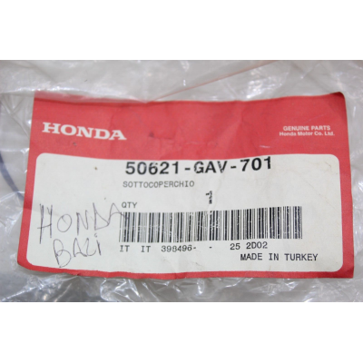HONDA COPERCHIO SOTTOPEDANA PER BALI 50-100 93-99 50621-GAV-701 | Mamoto Ricambi