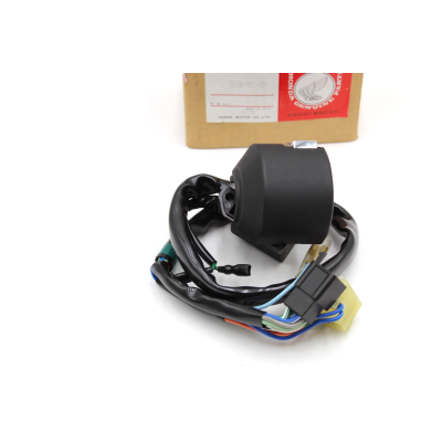 HONDA COMANDO SX COMPLETO PER VF750C MAGNA 1983 (CD) 35200-MB1-700 | Mamoto Ricambi