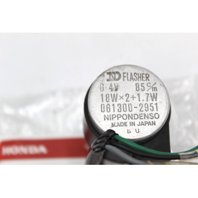 HONDA RELE' FRECCE 6,4V PER CB100-CB125J-S-CG125-SL125K1 38300-107-602 | Mamoto Ricambi