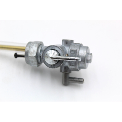 KAWASAKI RUBINETTO BENZINA PER KH250-400 S1-S2-S3 51023-039 | Mamoto Ricambi