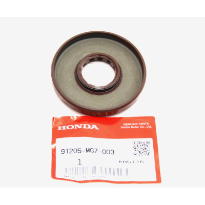 HONDA PARAOLIO CARDANO PER VF750C-VF1100-XLV750-PC800-VT750-1100C 91205-MG7-003 | Mamoto Ricambi