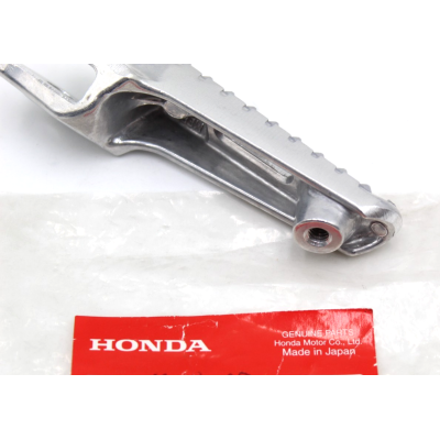 HONDA PEDANA ANTERIORE SX PER CBR600RR 2003-06 50665-MEE-000 | Mamoto Ricambi