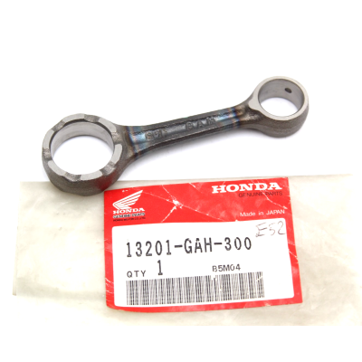 HONDA BIELLA PER SH50-BALI 50-SFX50-SGX50-SRX50-SK50 DIO-SZX50 13201-GAH-300 | Mamoto Ricambi