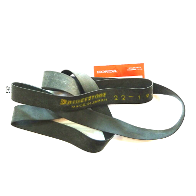 HONDA FASCIA COPERTURA RAGGI CERCHIO ANTERIORE VT600C-VT750-XL700-CB650-GL1000 44713-MR1-671 | Mamoto Ricambi