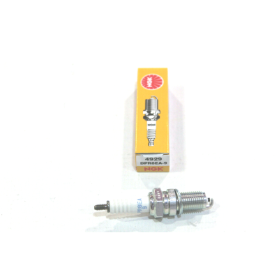 HONDA CANDELA NGK DPR8-EA9 PER NX650-XR600-XL600R-L-VIGOR650-SLR650 98069-58916 | Mamoto Ricambi