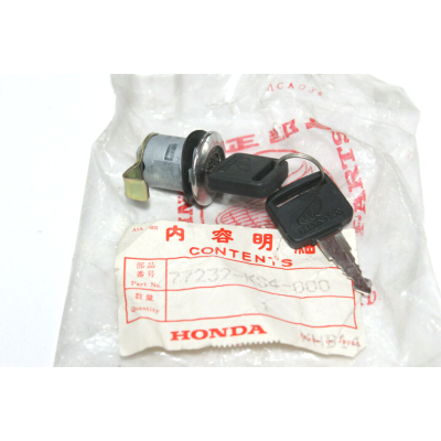 HONDA SERRATURA APERTURA TAPPO SERBATOIO PER CN250 SPAZIO 77232-KS4-000 | Mamoto Ricambi