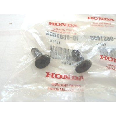 HONDA VITI A CROCE FISSAGGIO SERRATURA SELLA CB500T-CB750 FOUR TUTTE LE VERSIONI 93600-060160G | Mamoto Ricambi